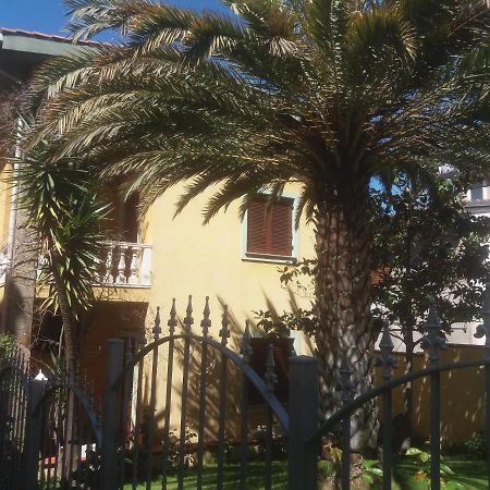 Valentina'S Garden House Hotel Triei Екстериор снимка